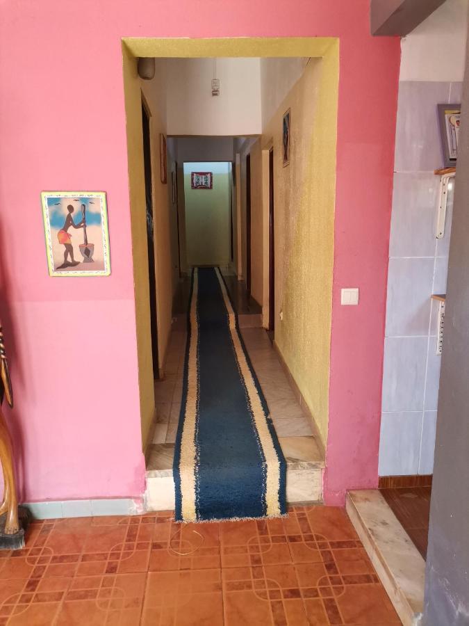 Hotel Badinca Alojamento Low Cost In Bissau Avenida Francisco Mendes Eksteriør billede