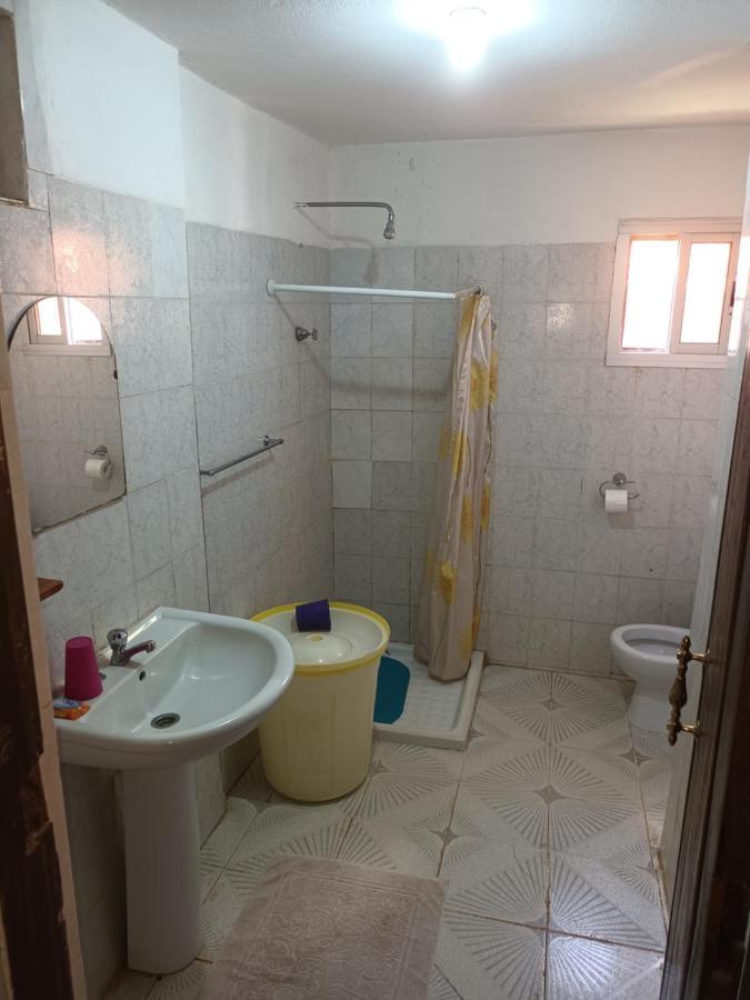 Hotel Badinca Alojamento Low Cost In Bissau Avenida Francisco Mendes Eksteriør billede