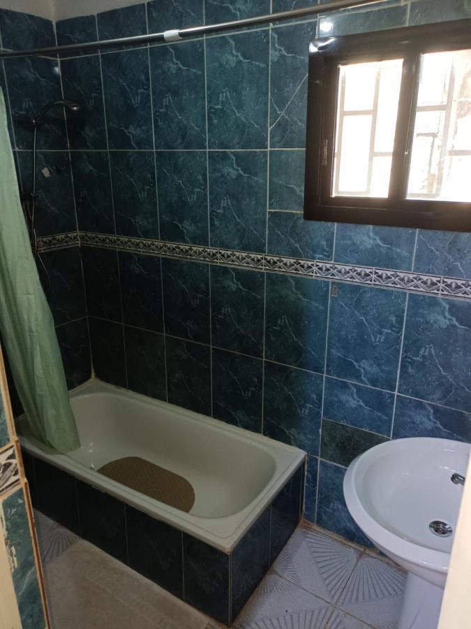 Hotel Badinca Alojamento Low Cost In Bissau Avenida Francisco Mendes Eksteriør billede