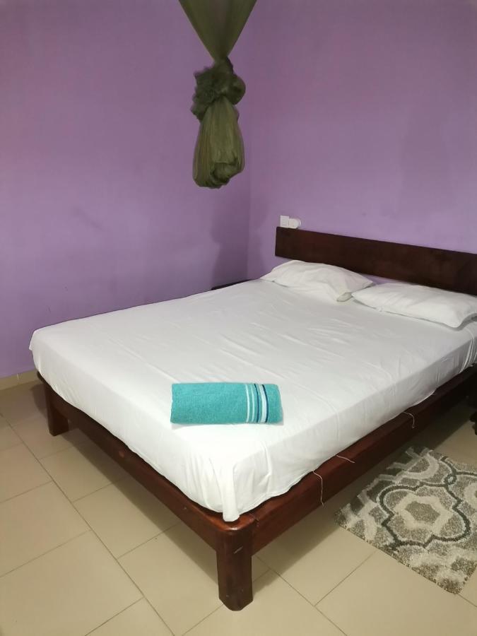 Hotel Badinca Alojamento Low Cost In Bissau Avenida Francisco Mendes Eksteriør billede