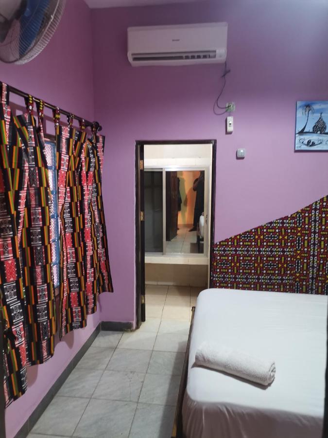 Hotel Badinca Alojamento Low Cost In Bissau Avenida Francisco Mendes Eksteriør billede