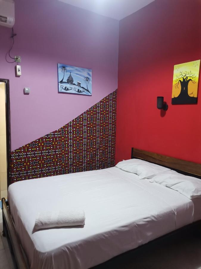 Hotel Badinca Alojamento Low Cost In Bissau Avenida Francisco Mendes Eksteriør billede