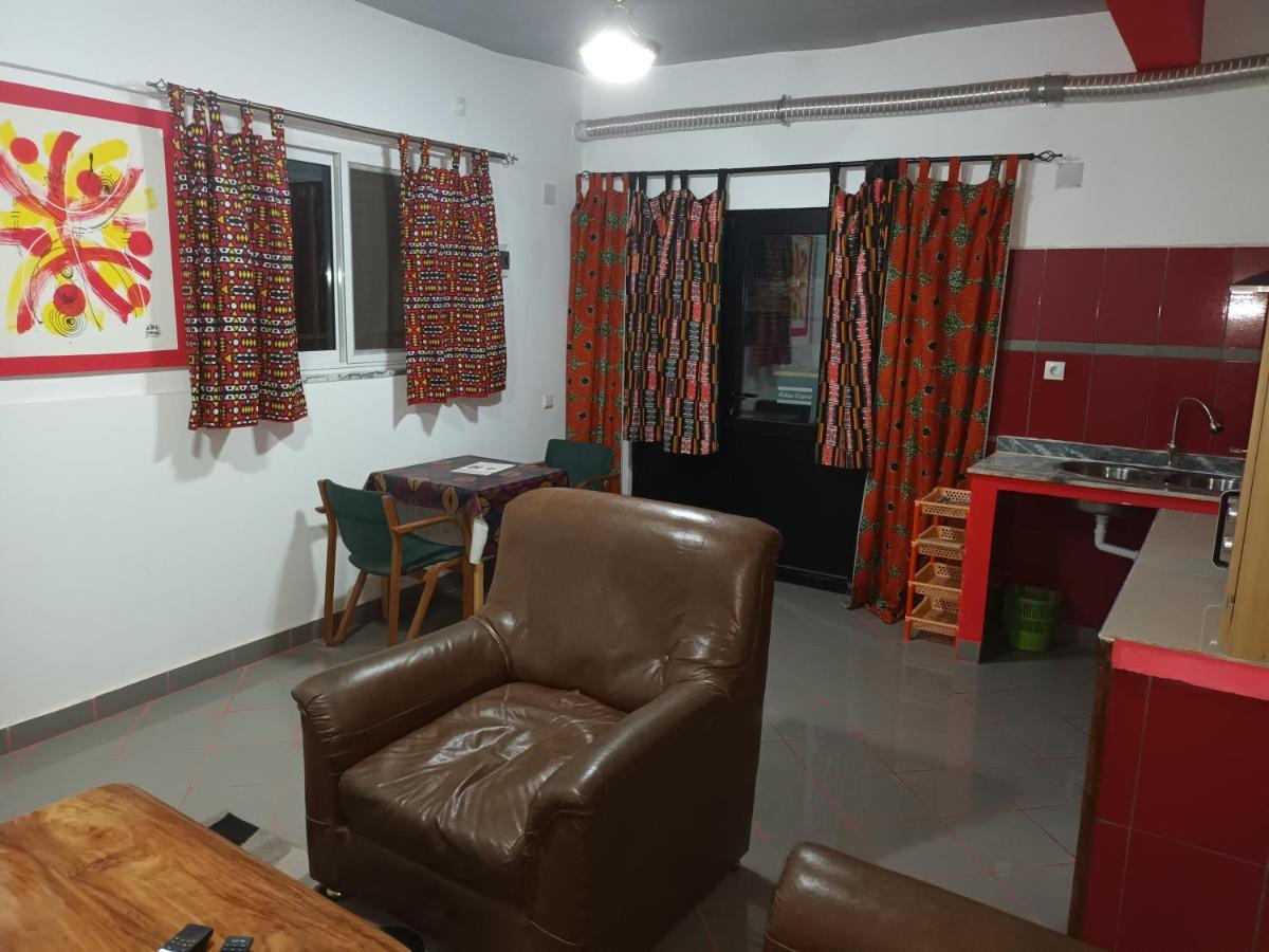 Hotel Badinca Alojamento Low Cost In Bissau Avenida Francisco Mendes Eksteriør billede
