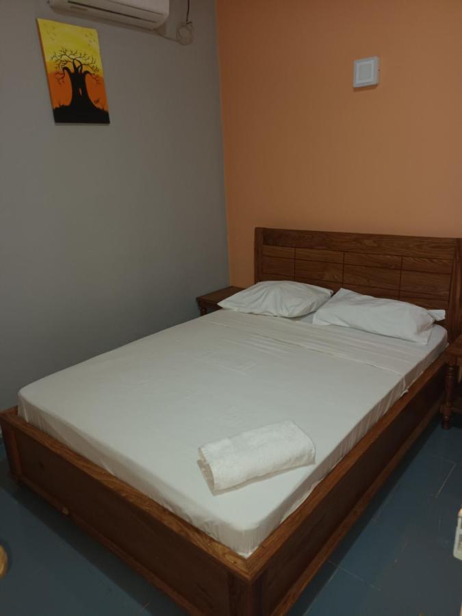 Hotel Badinca Alojamento Low Cost In Bissau Avenida Francisco Mendes Eksteriør billede