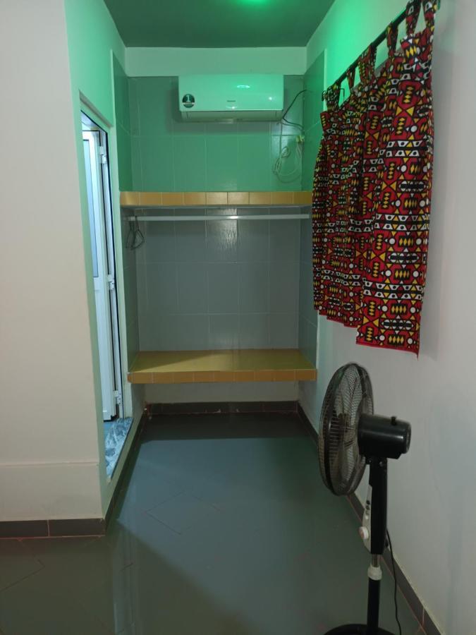 Hotel Badinca Alojamento Low Cost In Bissau Avenida Francisco Mendes Eksteriør billede