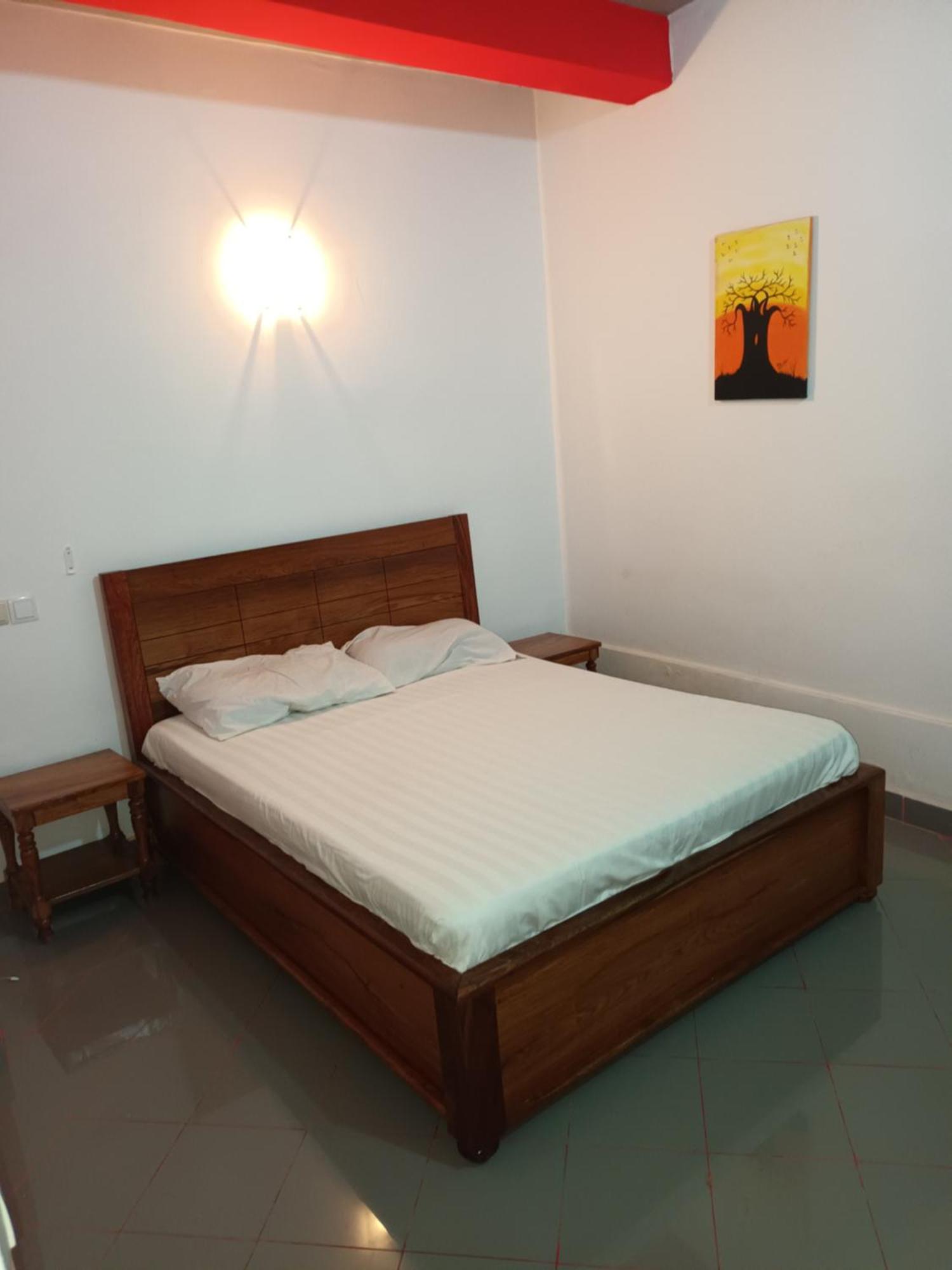 Hotel Badinca Alojamento Low Cost In Bissau Avenida Francisco Mendes Eksteriør billede